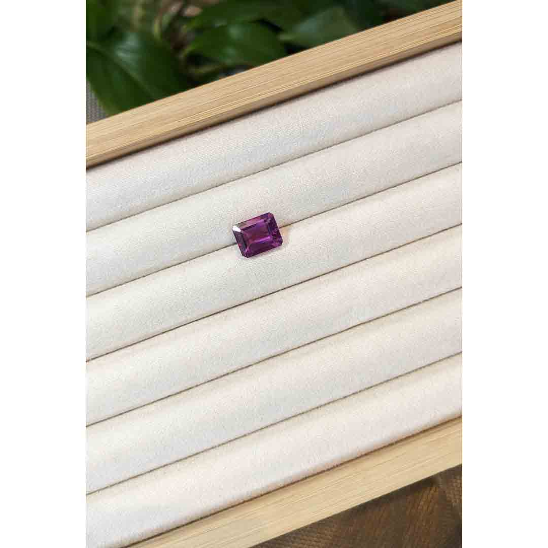 4.98 Ct. Bi Color Fluorite - Image 2