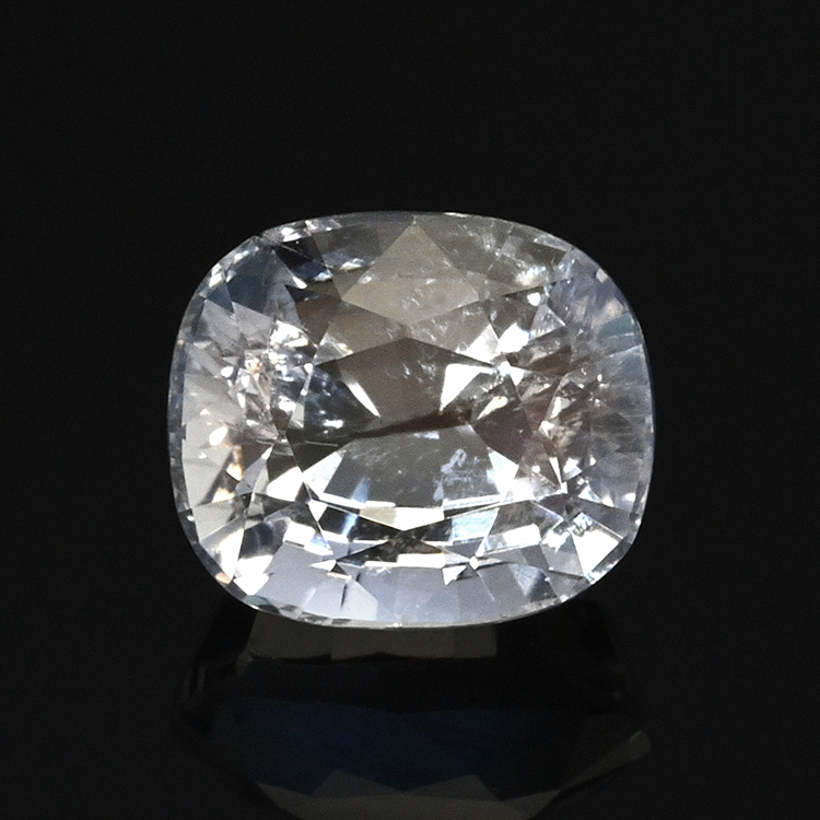 0.50 Ct. Rainbow Moonstone
