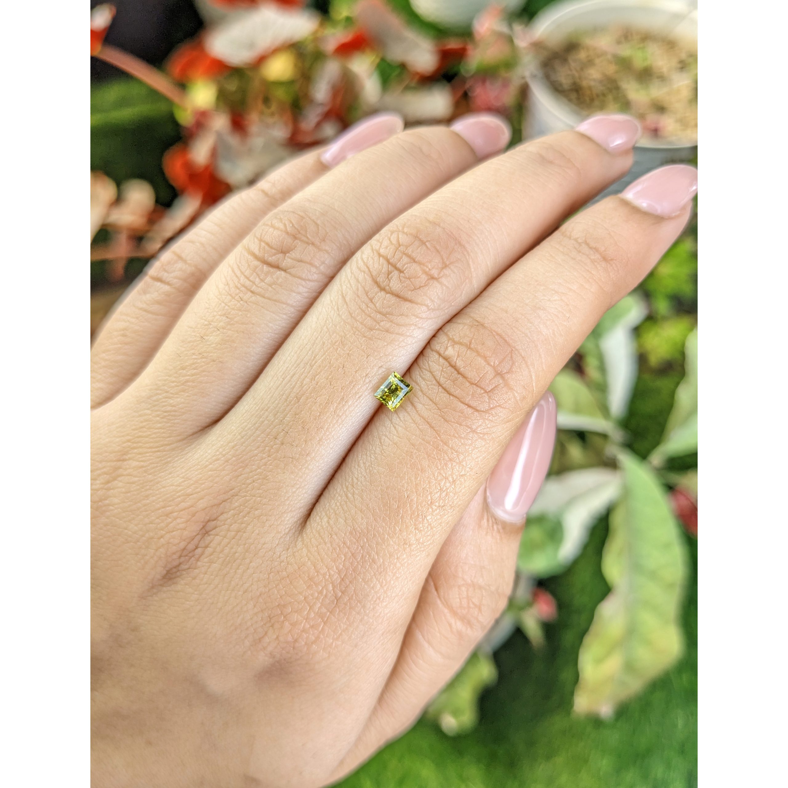 0.49 Ct. Greenish Yellow Chrysoberyl - Image 2