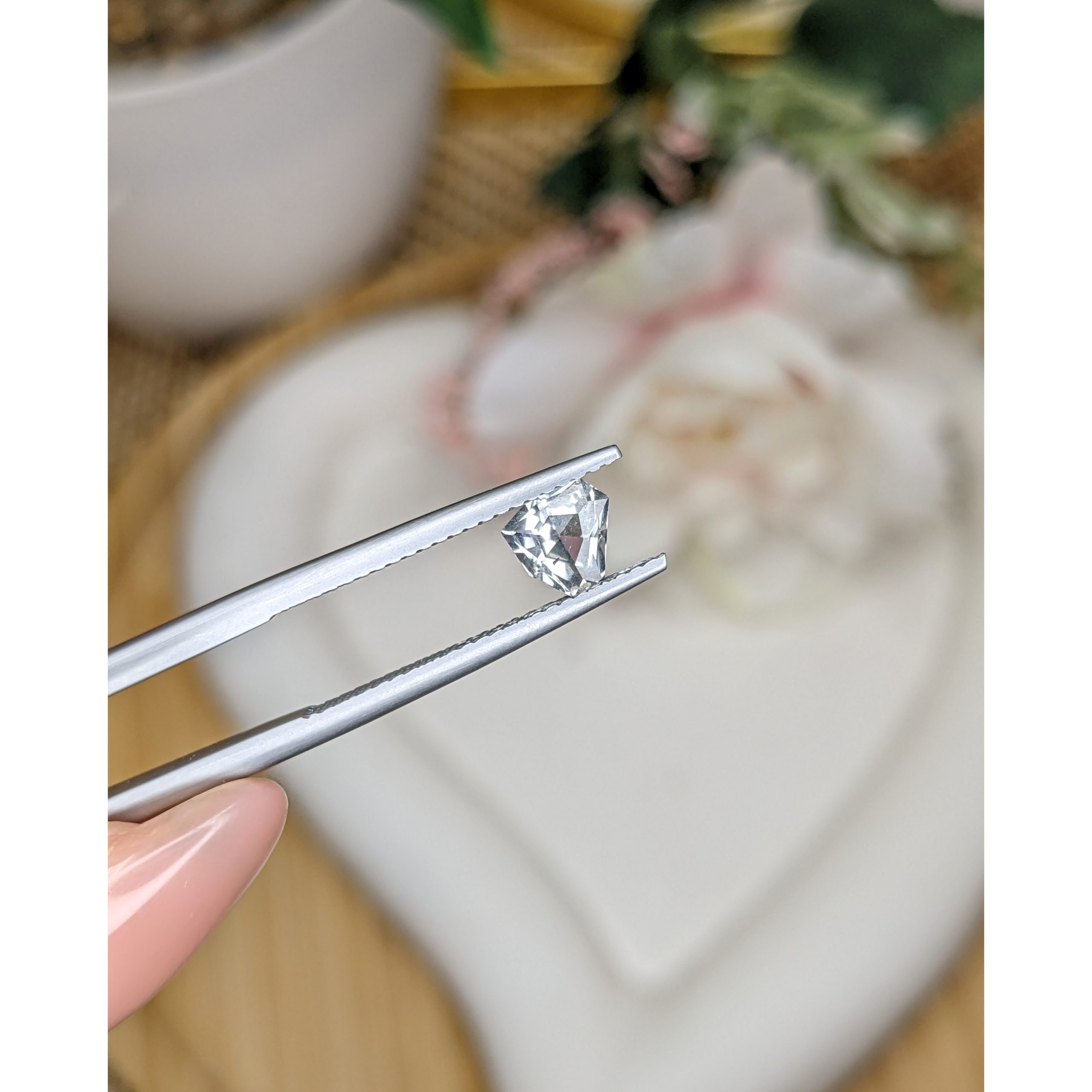 0.87 Ct. Grey Spinel - Image 3