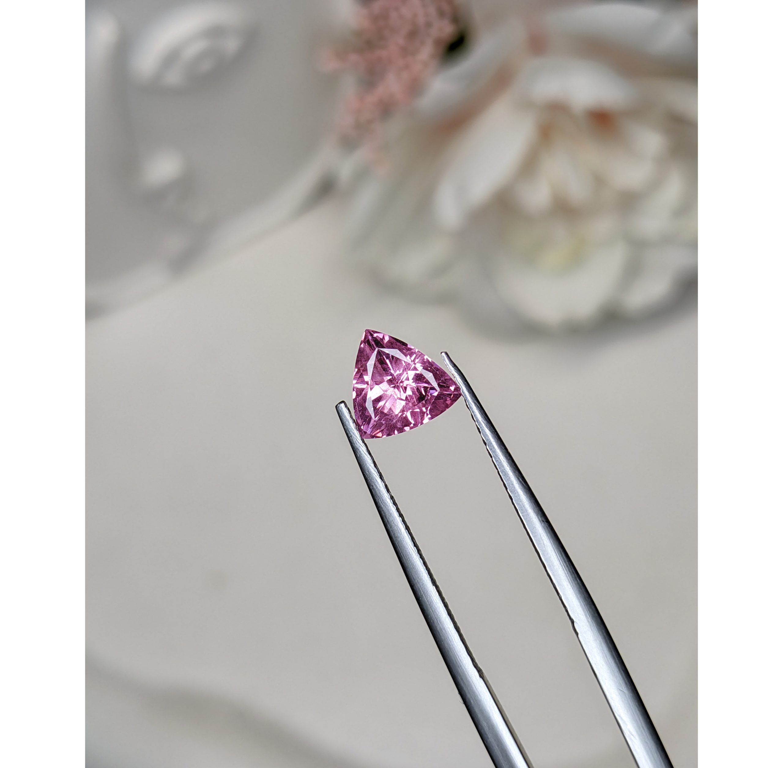 1.09 Ct. Pink Spinel - Image 3