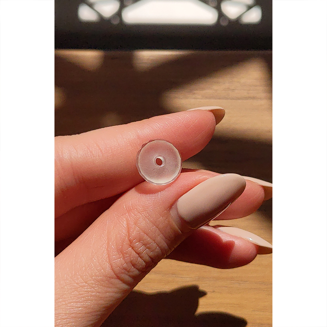 3.67 Ct. Bluish Grey Quartz - Image 2